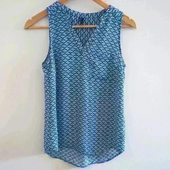 MAURICES  | Women's White/Turquoise/Blue Sleeveless V-Neck Blouse - Picture 1 of 5